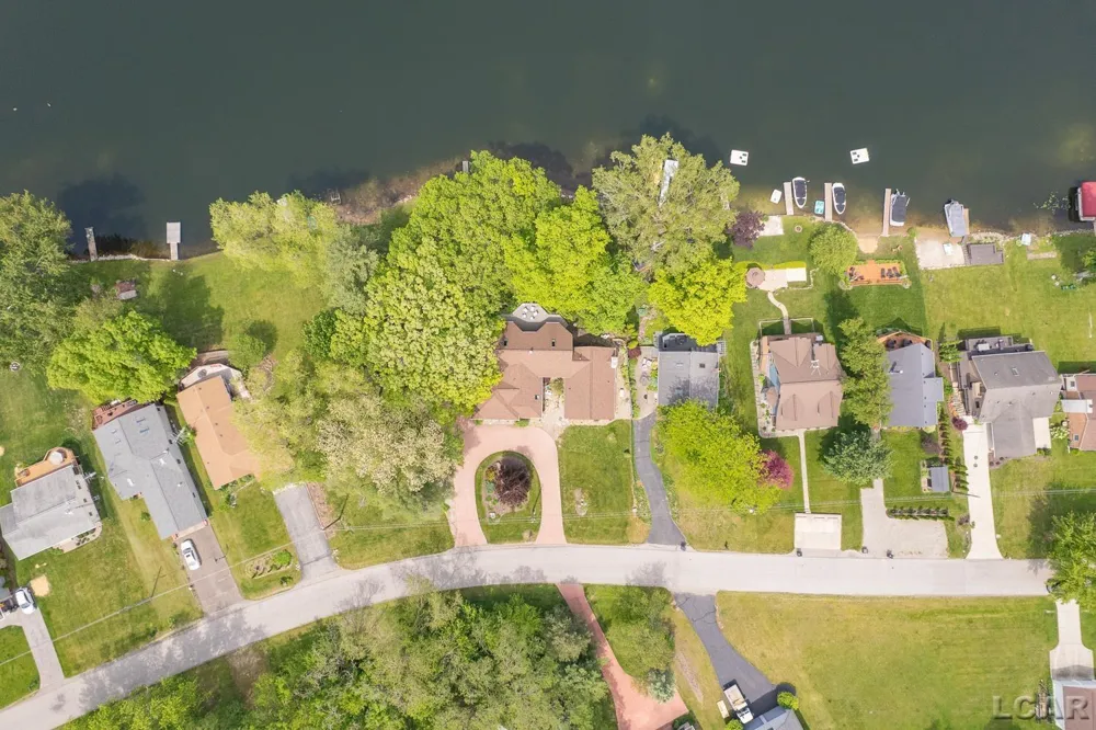 25 S Shore Drive Woodstock Township, MI 49220