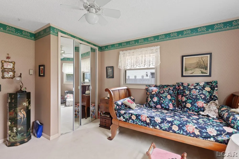 25 S Shore Drive Woodstock Township, MI 49220