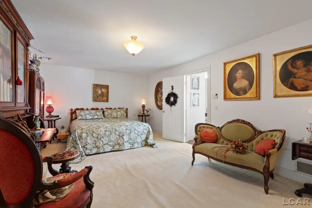 25 S Shore Drive Woodstock Township, MI 49220