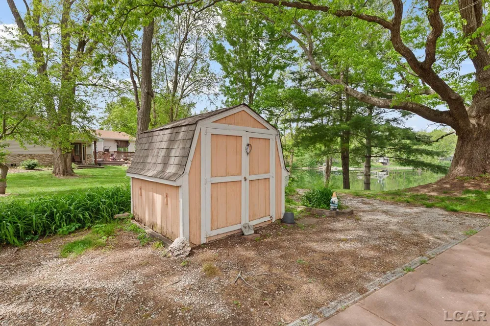 25 S Shore Drive Woodstock Township, MI 49220