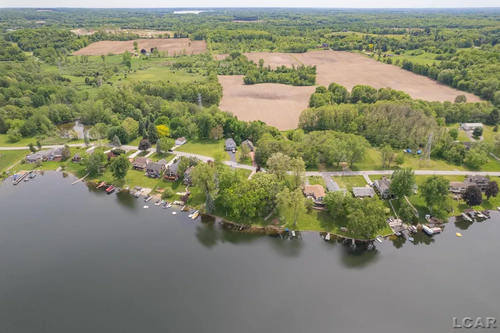 25 S Shore Drive Woodstock Township, MI 49220