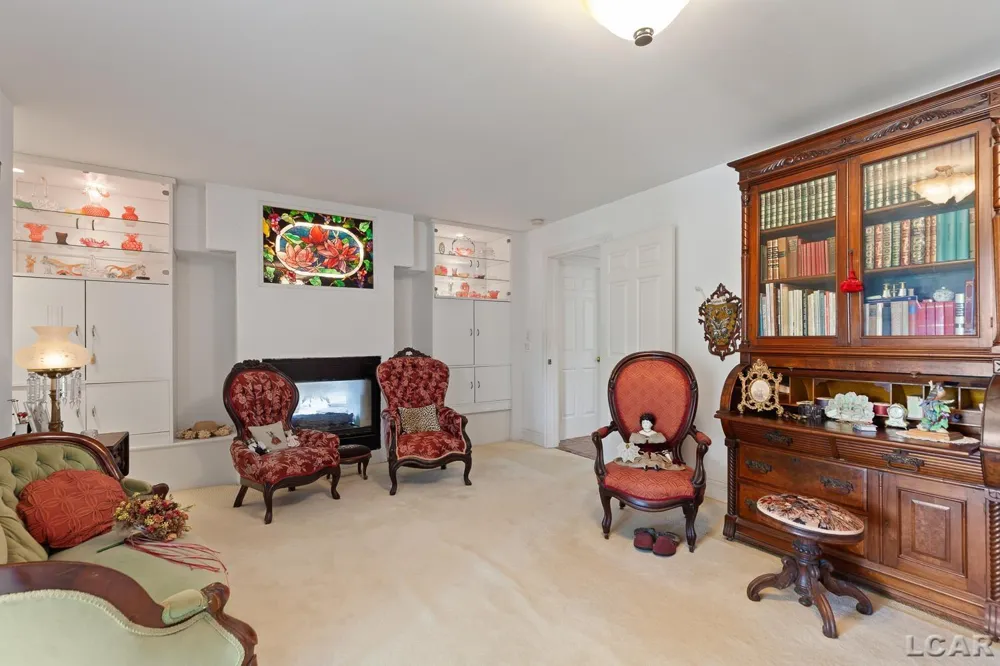 25 S Shore Drive Woodstock Township, MI 49220