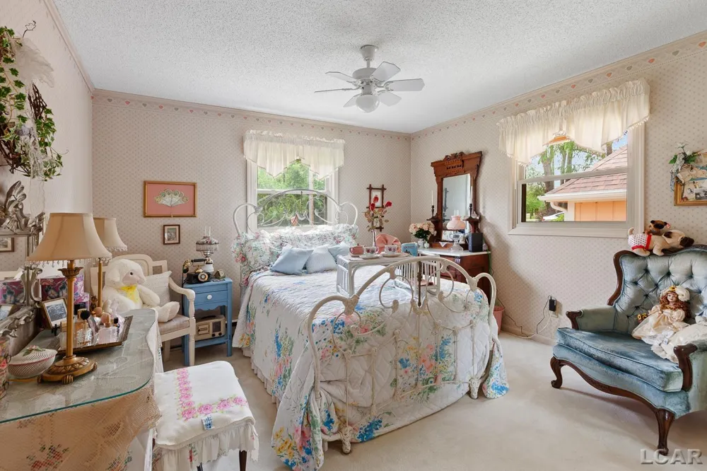 25 S Shore Drive Woodstock Township, MI 49220