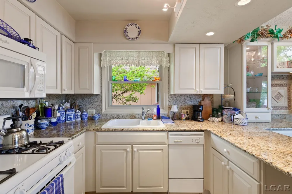 25 S Shore Drive Woodstock Township, MI 49220