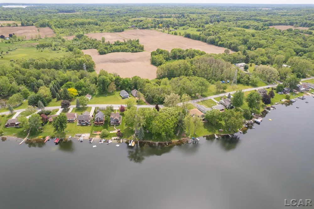 25 S Shore Drive Woodstock Township, MI 49220