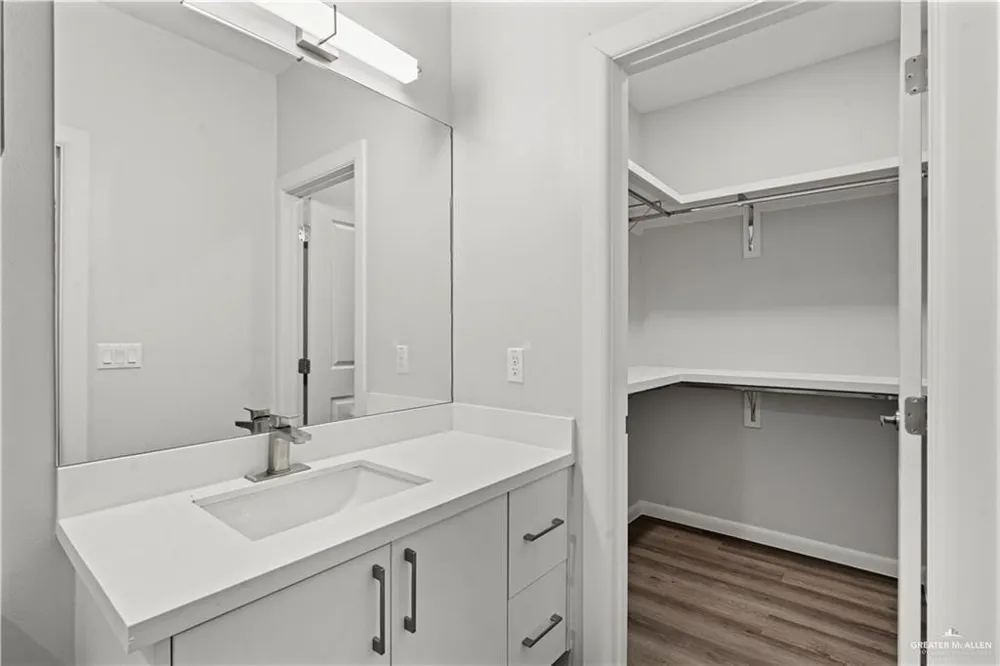 3500 Vanessa Lane #7 Weslaco, TX 78596