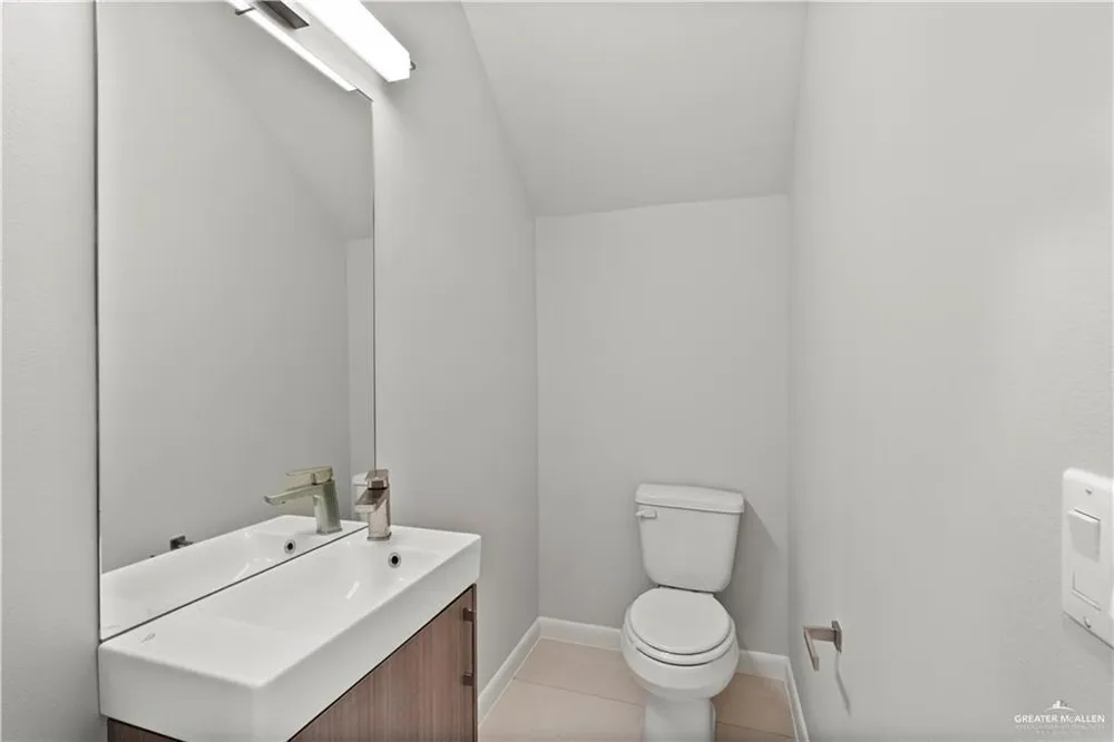 3500 Vanessa Lane #7 Weslaco, TX 78596