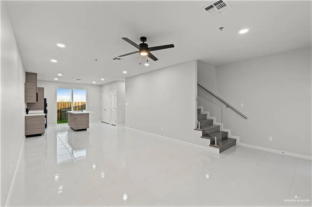 3500 Vanessa Lane #7 Weslaco, TX 78596