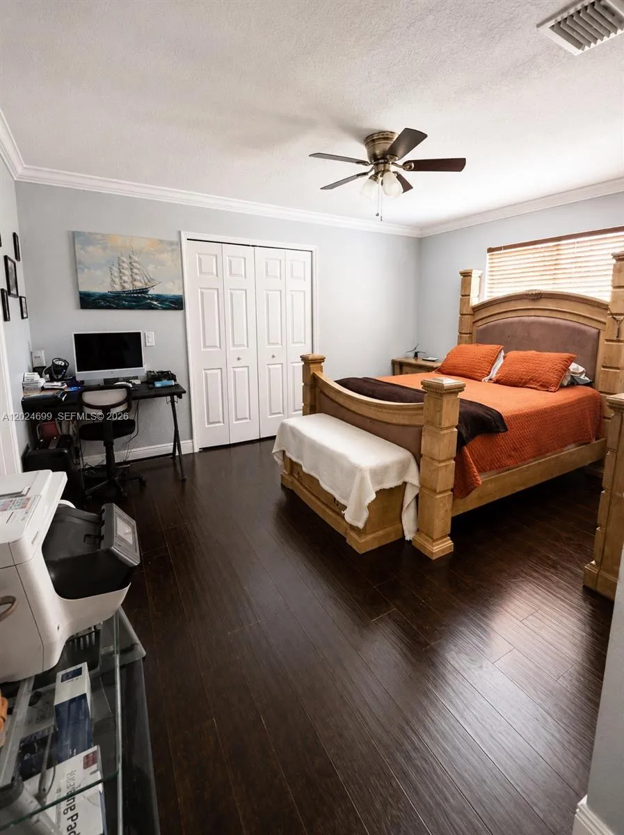 7305 NW 173rd Dr #102 Hialeah, FL 33015