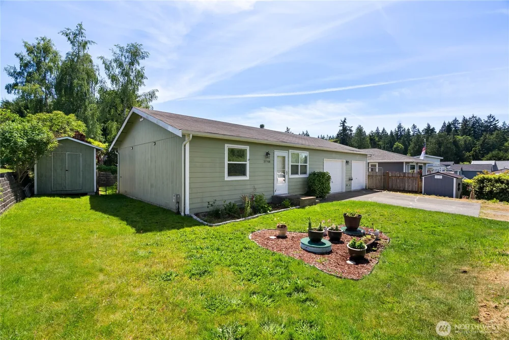 37708 Vista Key Drive NE Hansville, WA 98340