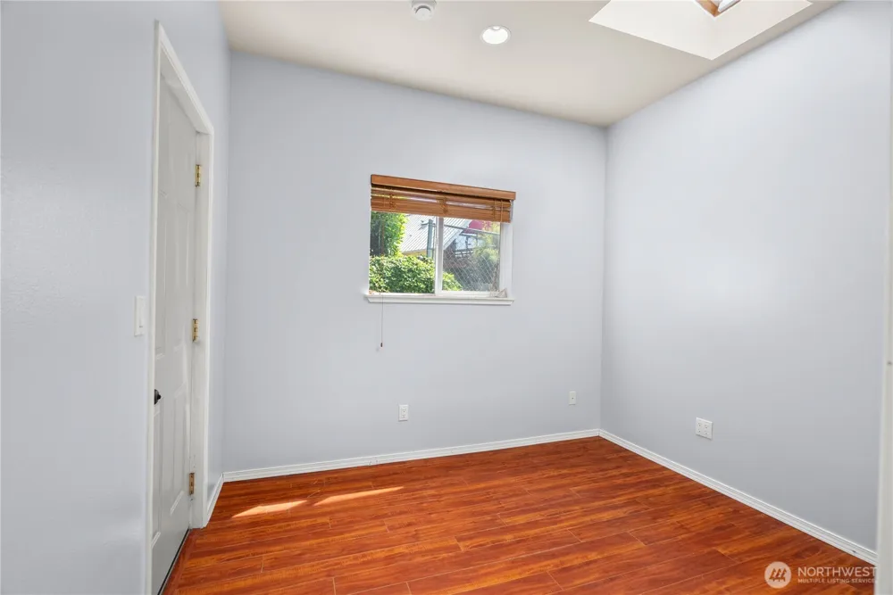 37708 Vista Key Drive NE Hansville, WA 98340