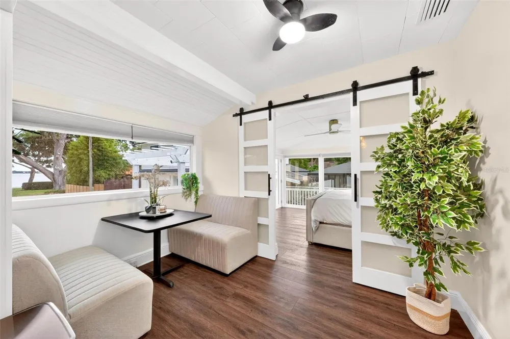 1099 GROVE AVENUE Mount Dora, FL 32757