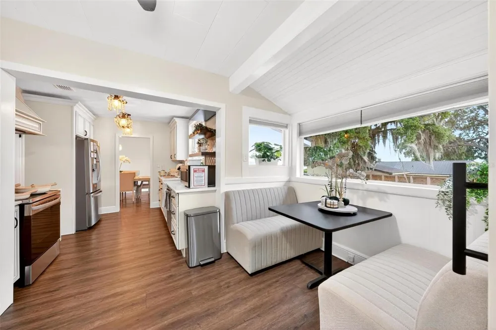 1099 GROVE AVENUE Mount Dora, FL 32757