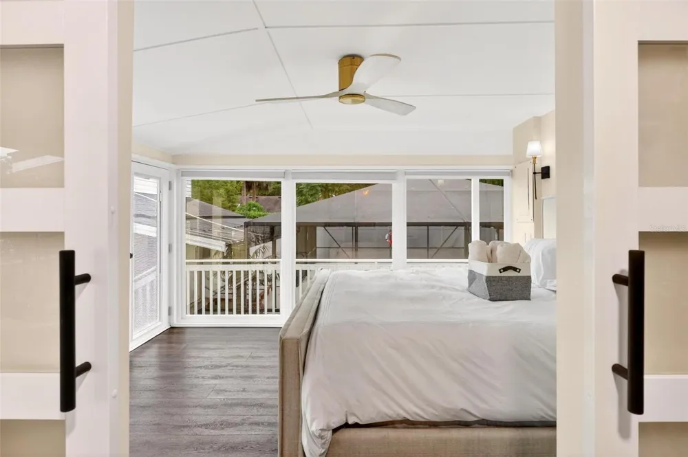 1099 GROVE AVENUE Mount Dora, FL 32757