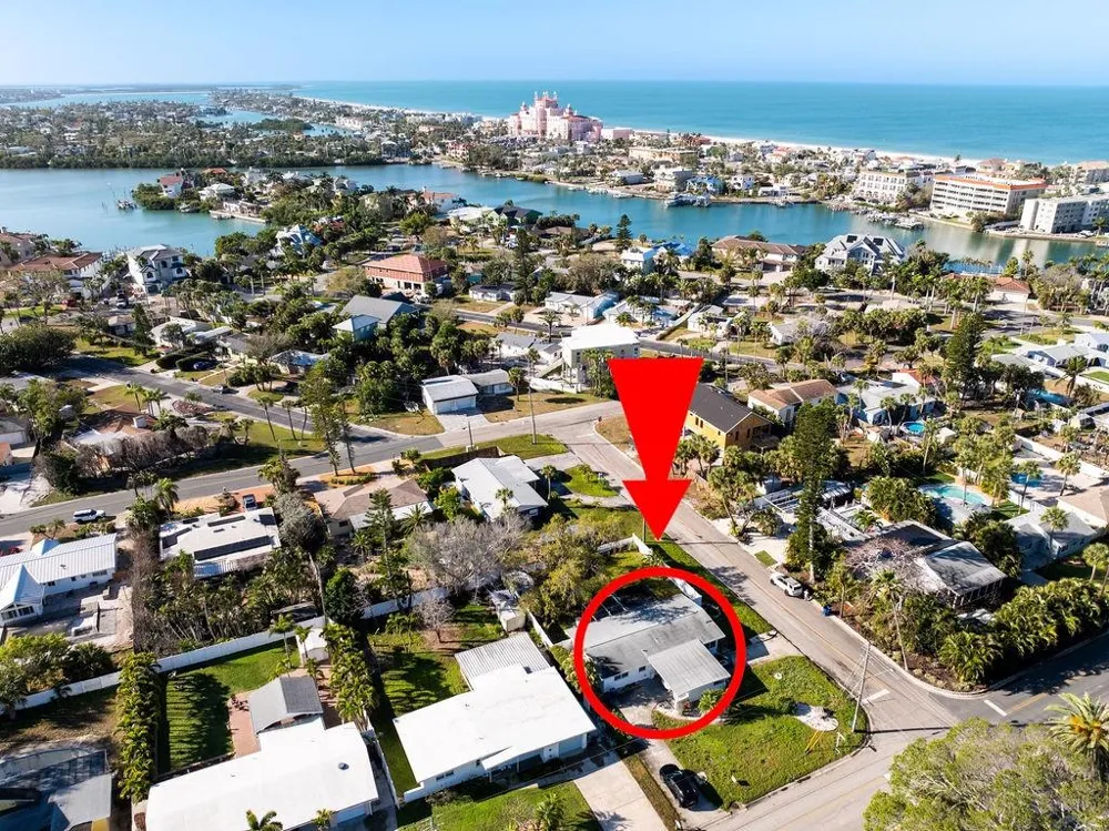 301 41ST AVENUE St Pete Beach, FL 33706