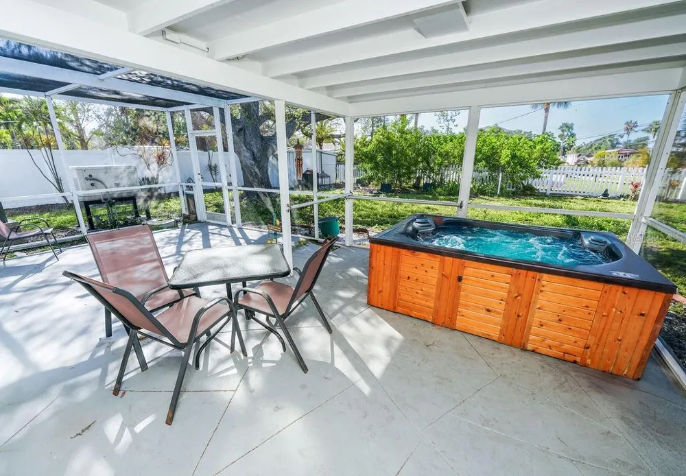301 41ST AVENUE St Pete Beach, FL 33706