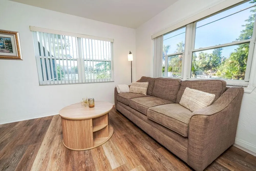 301 41ST AVENUE St Pete Beach, FL 33706