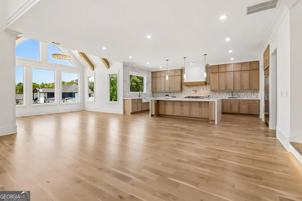 3207 Thompson Mill RD Buford, GA 30519