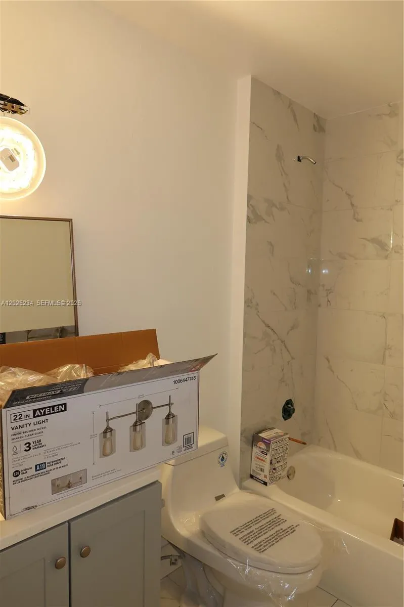 3190 Bird Ave #15 Coconut Grove, FL 33133