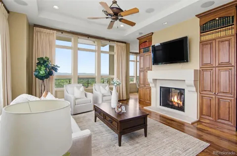 5455 Landmark Place #1006