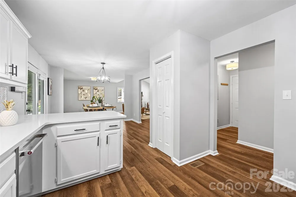 4160 Koala Circle Tega Cay, SC 29708