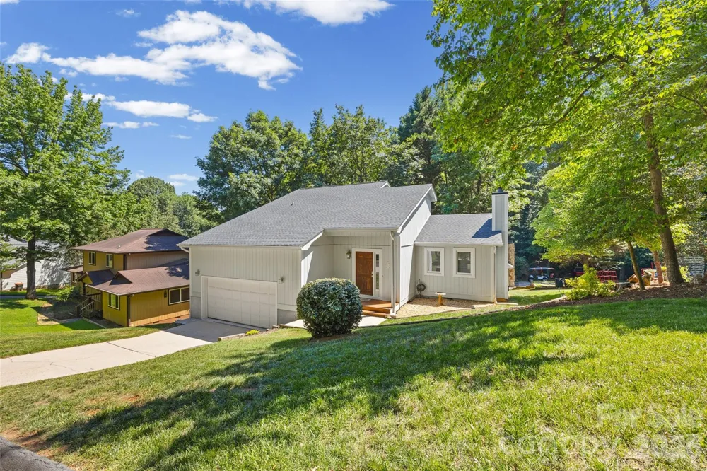 4160 Koala Circle Tega Cay, SC 29708