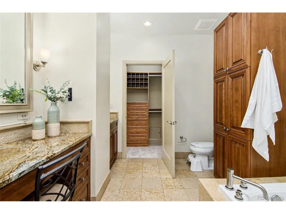 5455 Landmark Place #West-1006 Greenwood Village, CO 80111