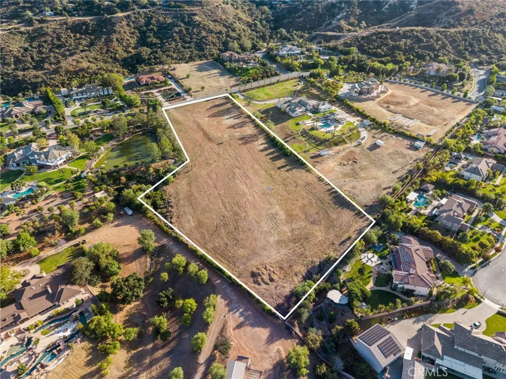 Hidden Springs Drive Corona, CA 92881