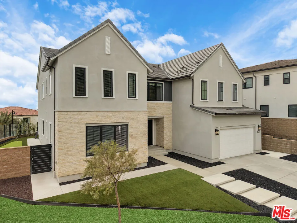 20204 W Albion Way Porter Ranch, CA 91326