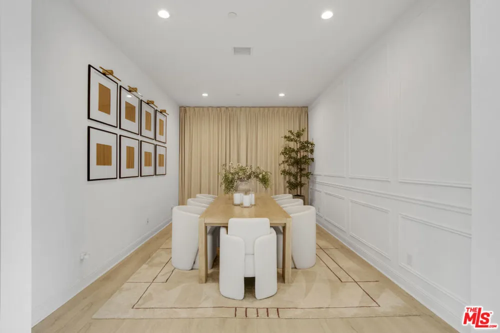 20204 W Albion Way Porter Ranch, CA 91326