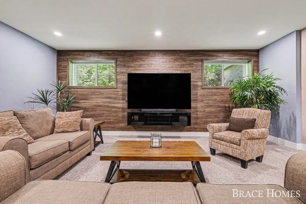 6234 Hall Street SE Cascade Charter Township, MI 49546