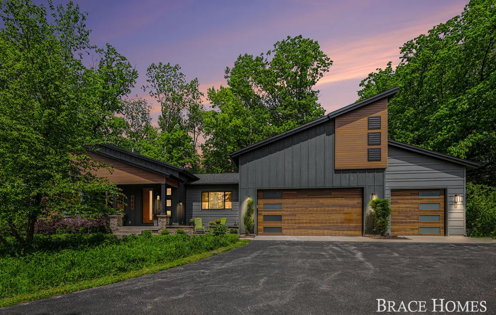 6234 Hall Street SE Cascade Charter Township, MI 49546