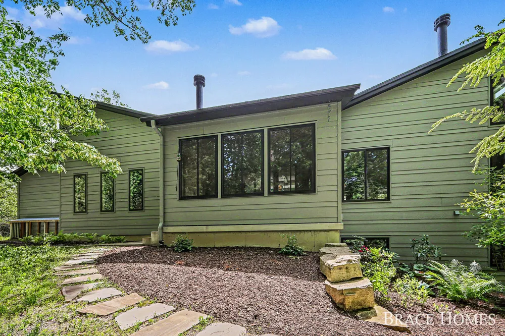 6234 Hall Street SE Cascade Charter Township, MI 49546