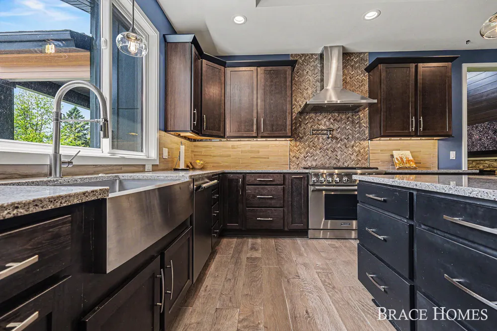 6234 Hall Street SE Cascade Charter Township, MI 49546