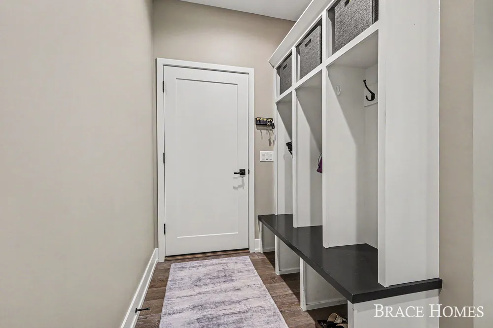 6234 Hall Street SE Cascade Charter Township, MI 49546