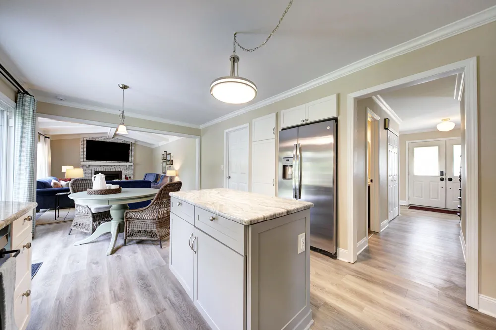 9639 Canton Center Road Plymouth Charter Township, MI 48170