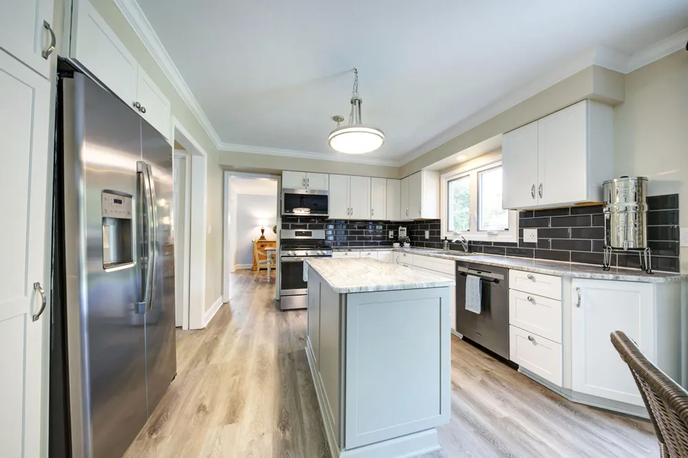 9639 Canton Center Road Plymouth Charter Township, MI 48170