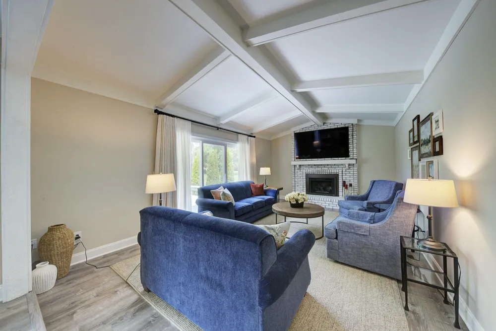 9639 Canton Center Road Plymouth Charter Township, MI 48170