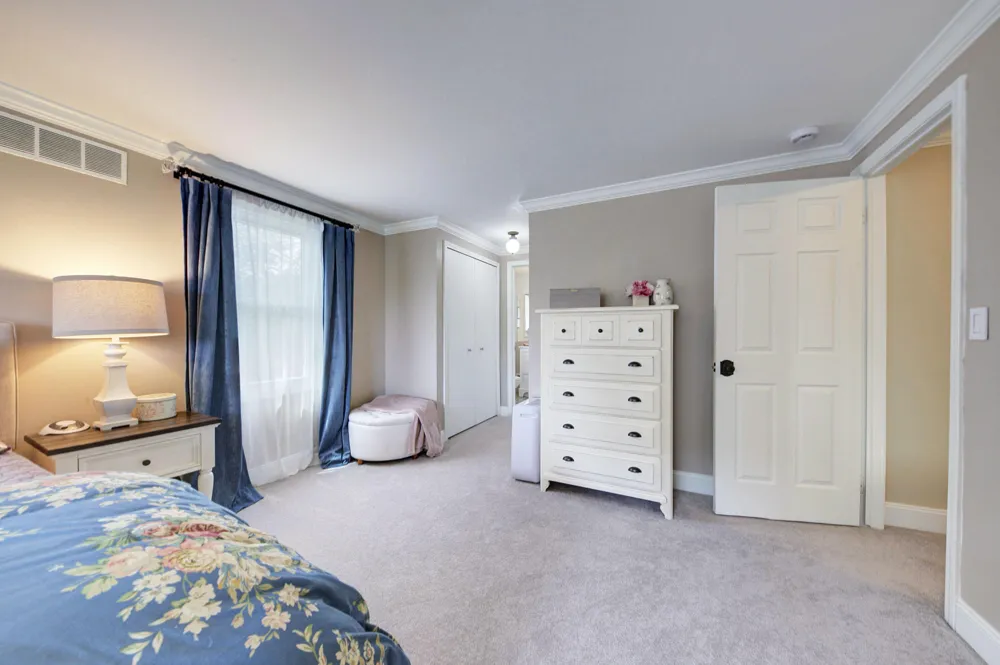 9639 Canton Center Road Plymouth Charter Township, MI 48170
