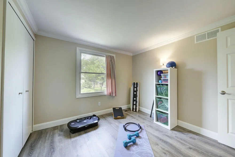 9639 Canton Center Road Plymouth Charter Township, MI 48170