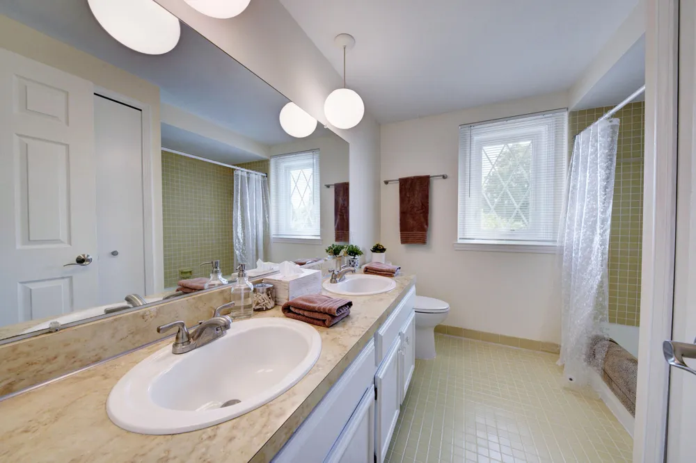 9639 Canton Center Road Plymouth Charter Township, MI 48170