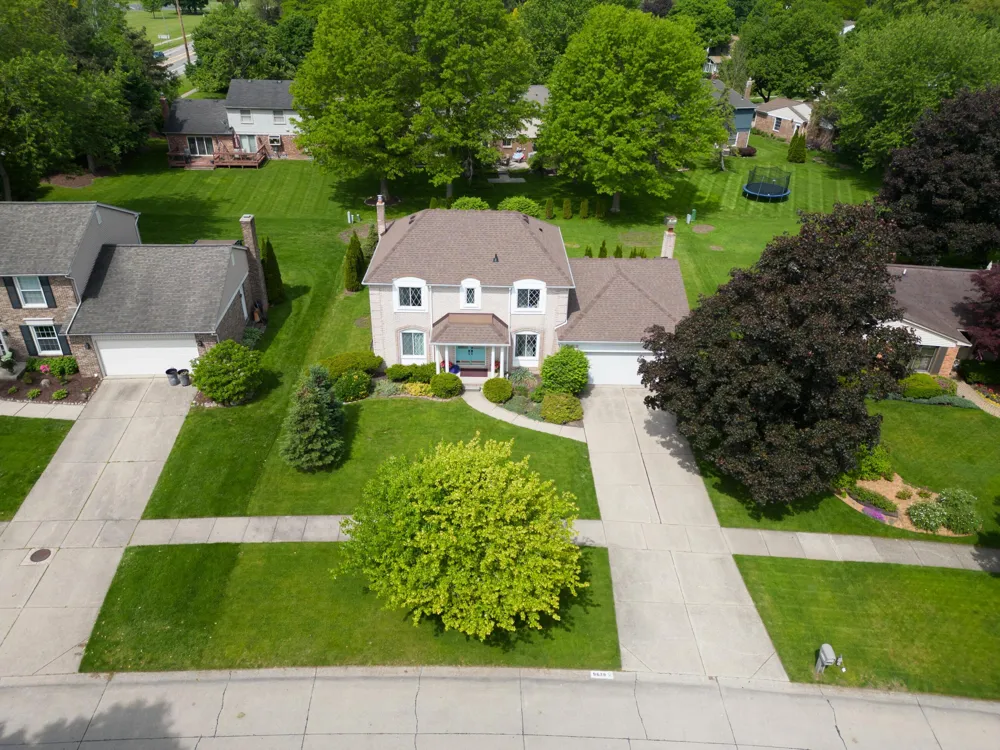 9639 Canton Center Road Plymouth Charter Township, MI 48170