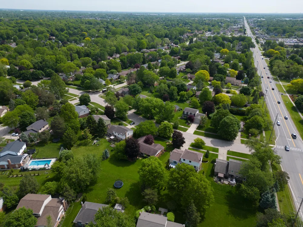 9639 Canton Center Road Plymouth Charter Township, MI 48170