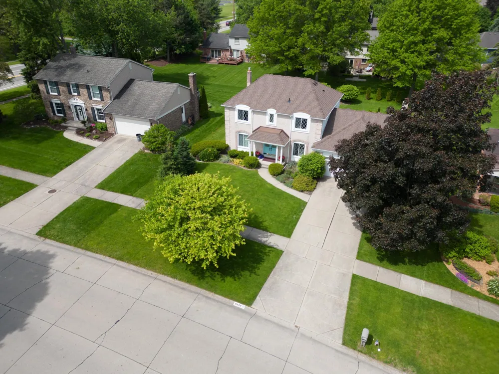 9639 Canton Center Road Plymouth Charter Township, MI 48170