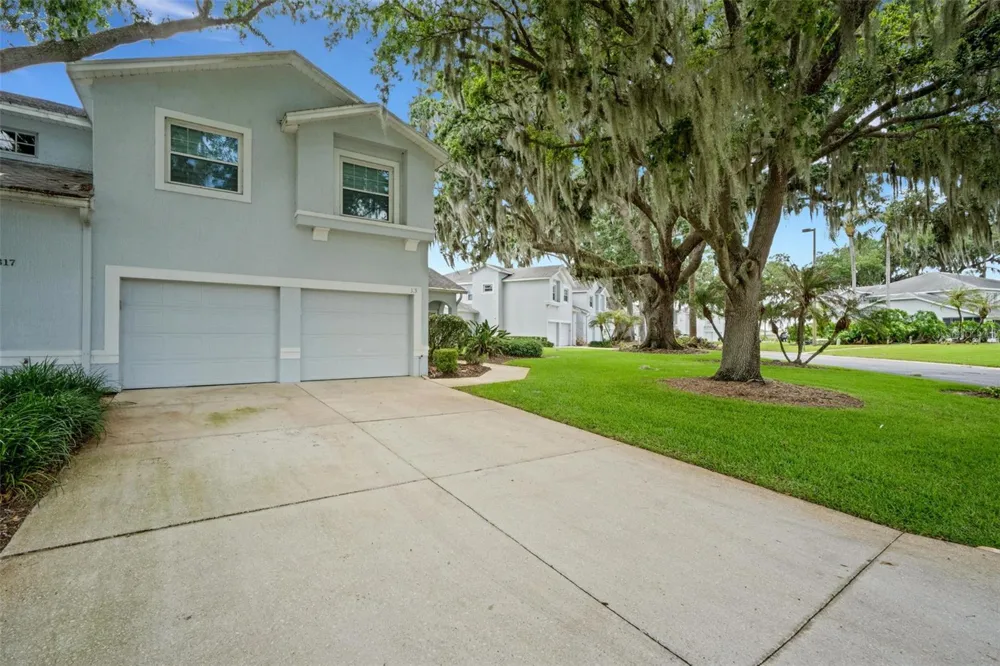 313 EAGLE RIDGE DRIVE #313 Davenport, FL 33837