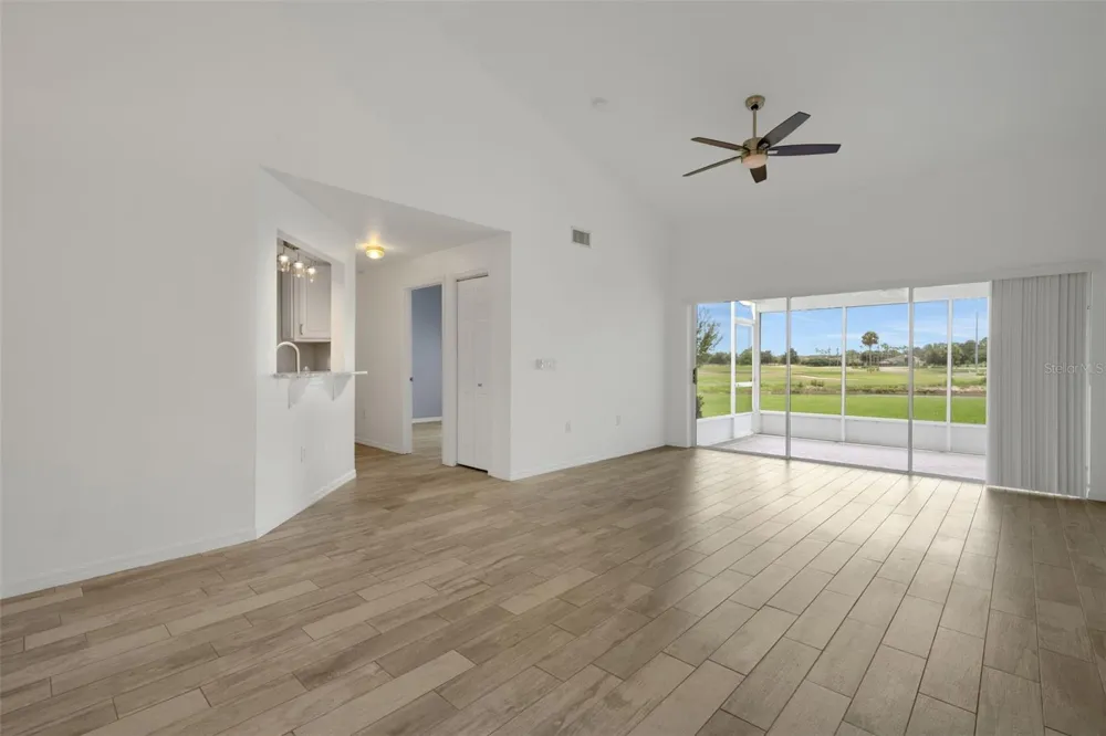 313 EAGLE RIDGE DRIVE #313 Davenport, FL 33837