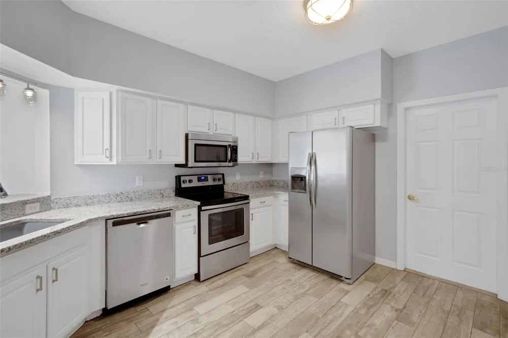 313 EAGLE RIDGE DRIVE #313 Davenport, FL 33837