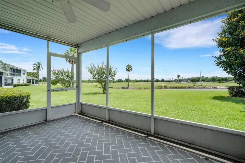 313 EAGLE RIDGE DRIVE #313 Davenport, FL 33837