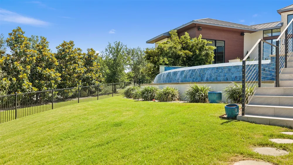 612 Overlook Parkway Horseshoe Bay, TX 78657