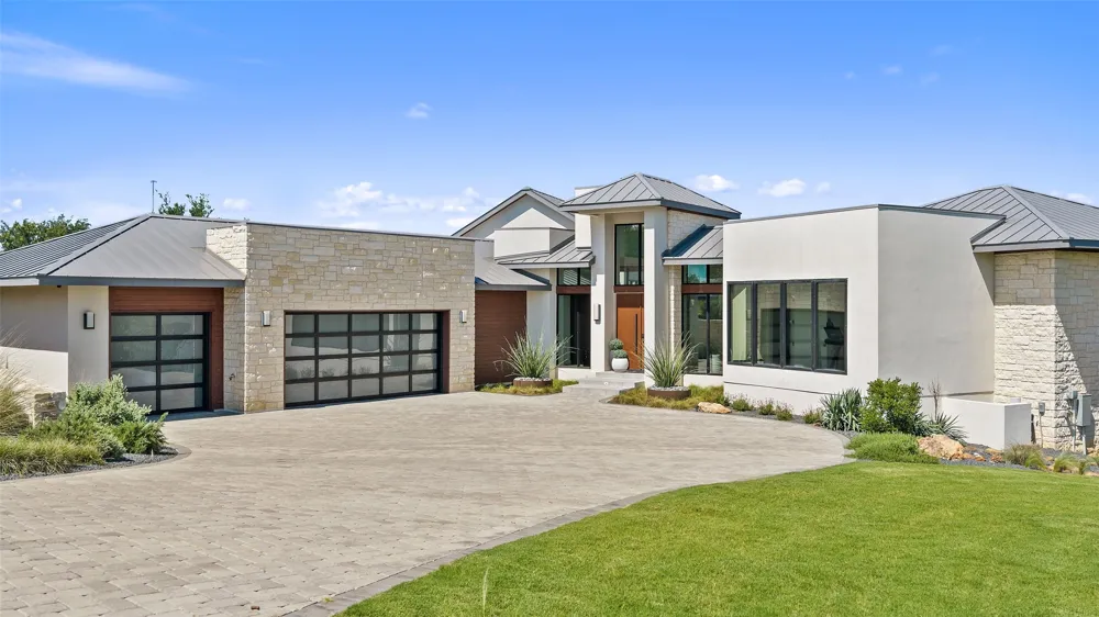 612 Overlook Parkway Horseshoe Bay, TX 78657